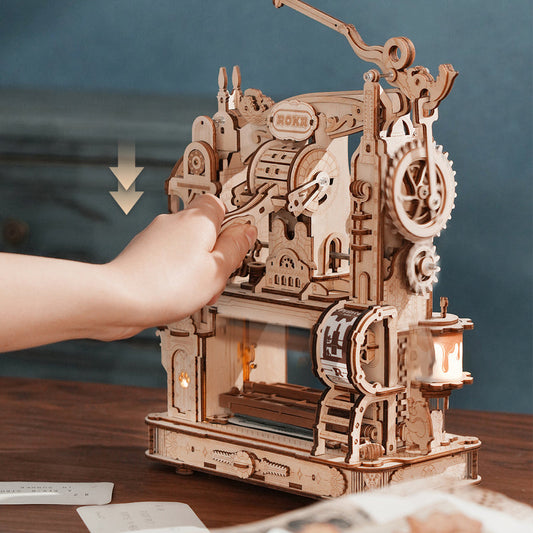 Klassische mechanische Druckpresse - 3D-Holzpuzzle
