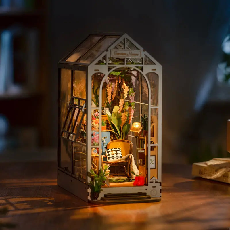 Holiday Garden House - DIY Book Nook - Book Nook